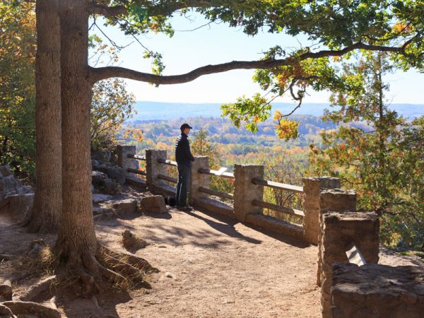 A lookout point at Rattlesnake point